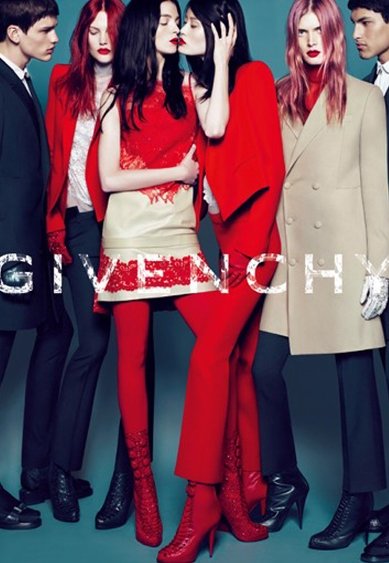Goli transeksualac u kampanji Givenchyja