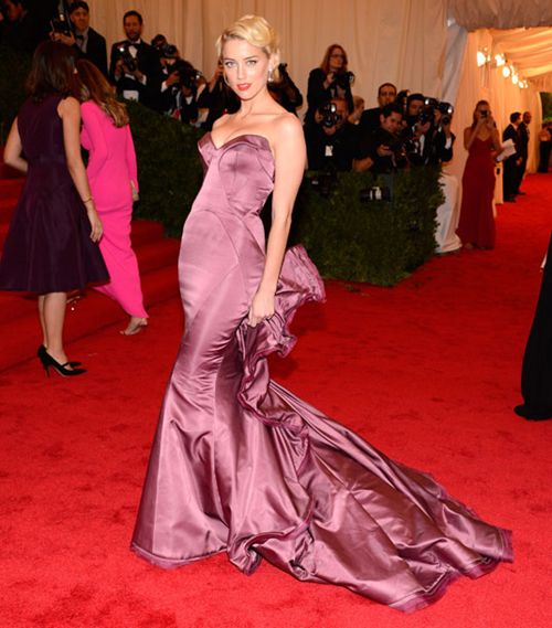 เดรสชมพูสุดเจิดกับเหล่าเซเลบดังในงาน Met Gala 2012 - แฟชั่นคุณผู้หญิง - Celeb Style - Met Gala 2012