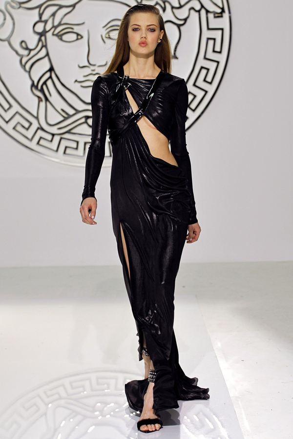 Sexy Versace Fall 2013 Collection at Milan Fashion Week - Versace - Fashion - Collection - Designer - Fall 2013 - Fashion Show
