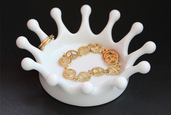 Stylish Jewelry Stands for Girly Girls - Accessory