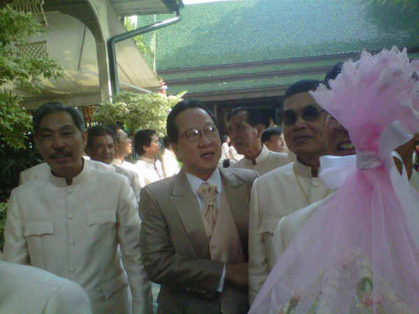 ยิ่งใหญ่อลังการ!! งานแต่งงาน ตั๊ก บงกช-เจ้าสัวบุญชัย - งานแต่งดารา - งานแต่งตั๊ก บงกช - เจ้าสัวบุญชัย - พิธีแต่งงานร่วมสมัย - แห่ขันหมาก - พิธีมงคลสมรส